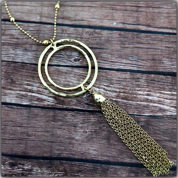 Jewelry - Double Circle Tassel Necklace